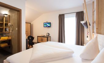 Small double room Rubis