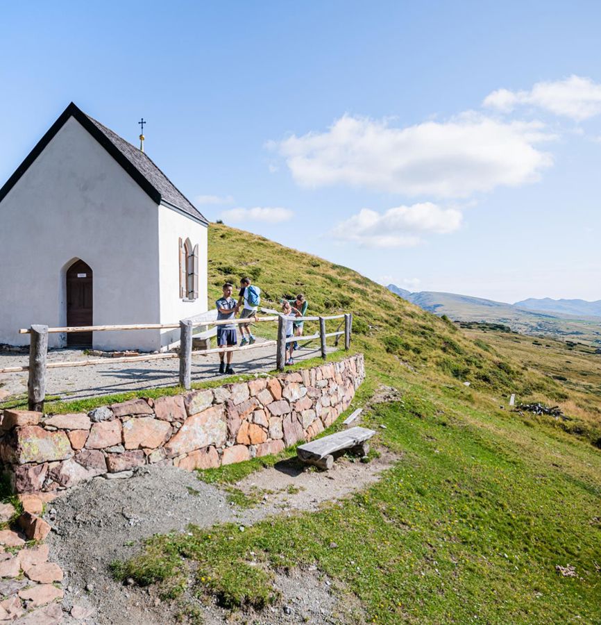 familie-wandern-idm07464hawi